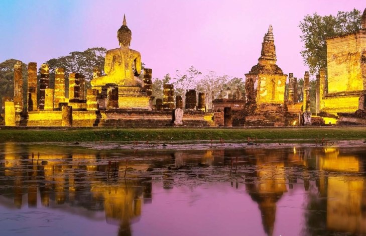 Thailand: Travel Journal Vacation Log Book, Checklist, Budget Planner, Expense Tracker & Itineraries, Memory Keepsake, Large Journal