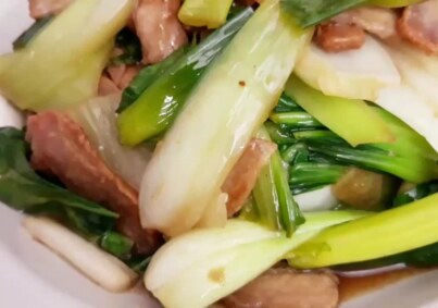 Stir-Fried Bok Choy With Pork Belly